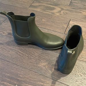 Lemon jelly rain booties